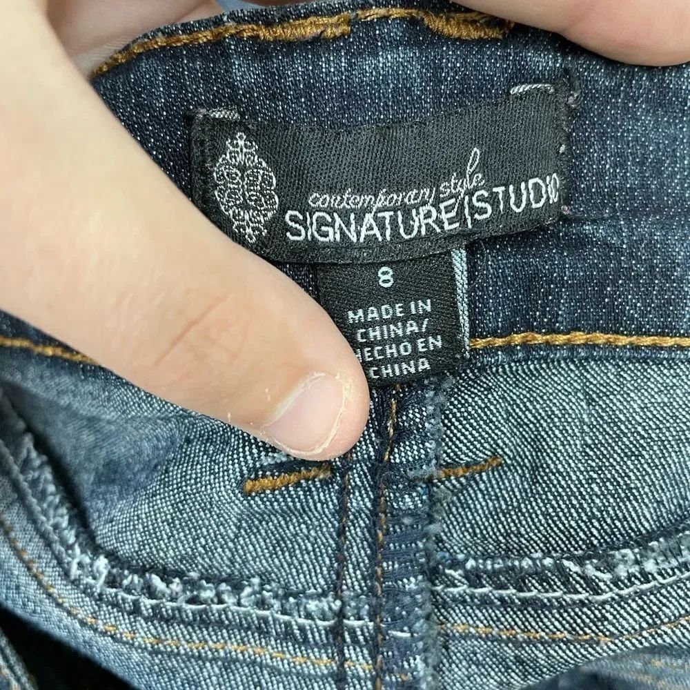 Signature Studio Contemporary Style Denim Capris Size 8 - Picture 5 of 5